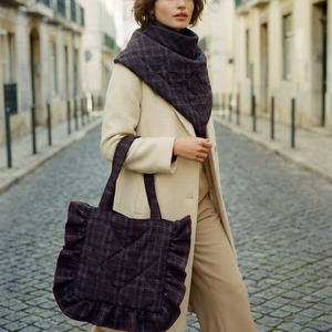 Scarf Cape checkered brown