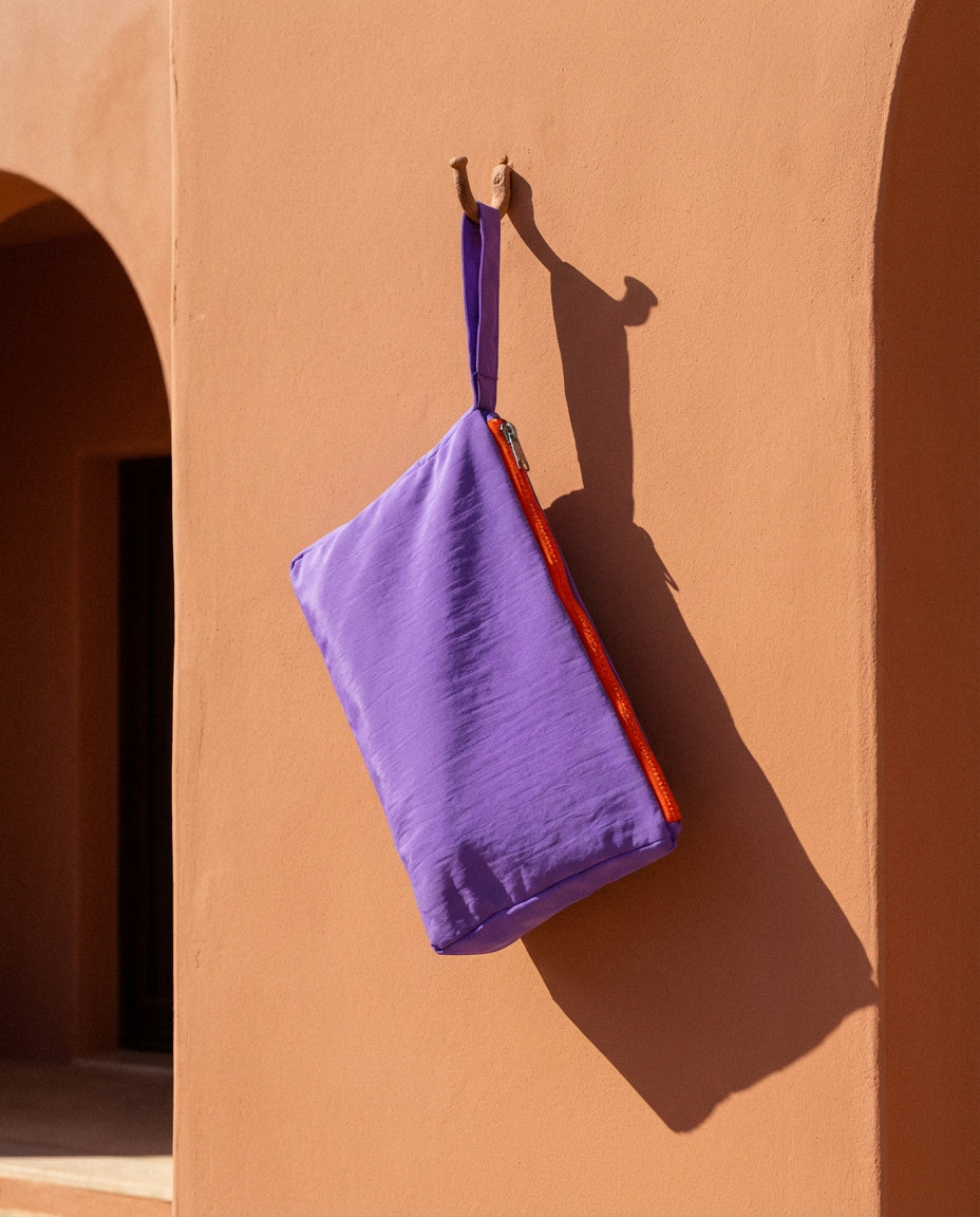 Toiletry Pouch "Organized Chaos" (Violeta) - Your Adventure Helper