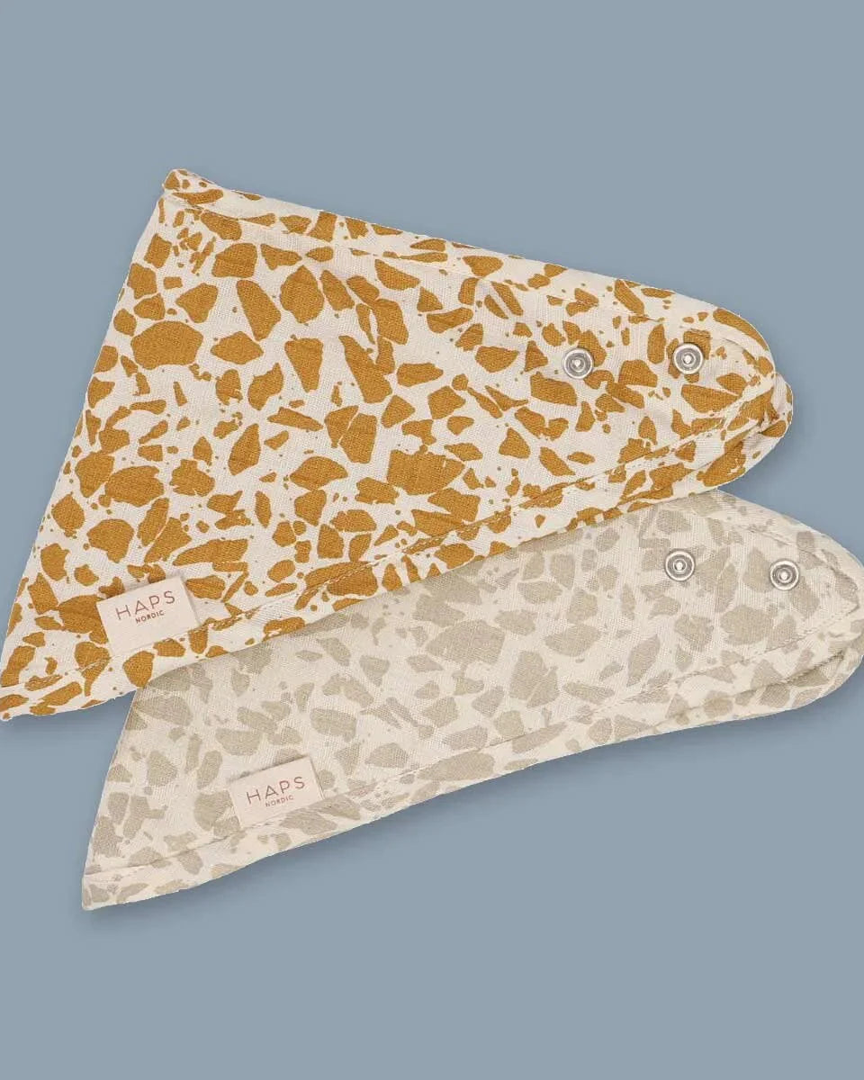 Pack of 2 Bibs Bandana de Muslin Orgánica (available in 2 colors)