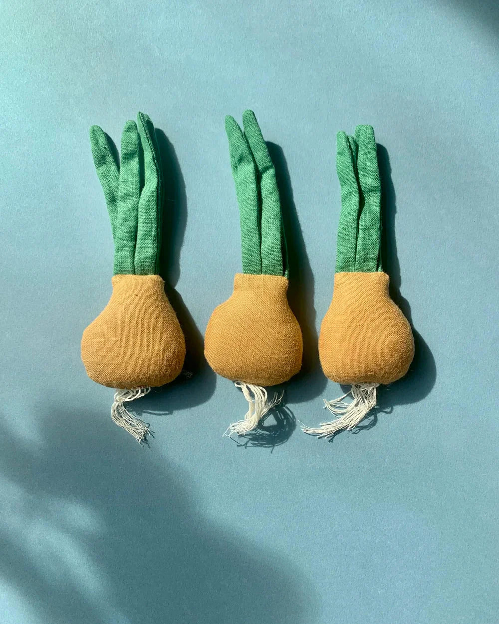 Linen Toy ONION (1 piece)