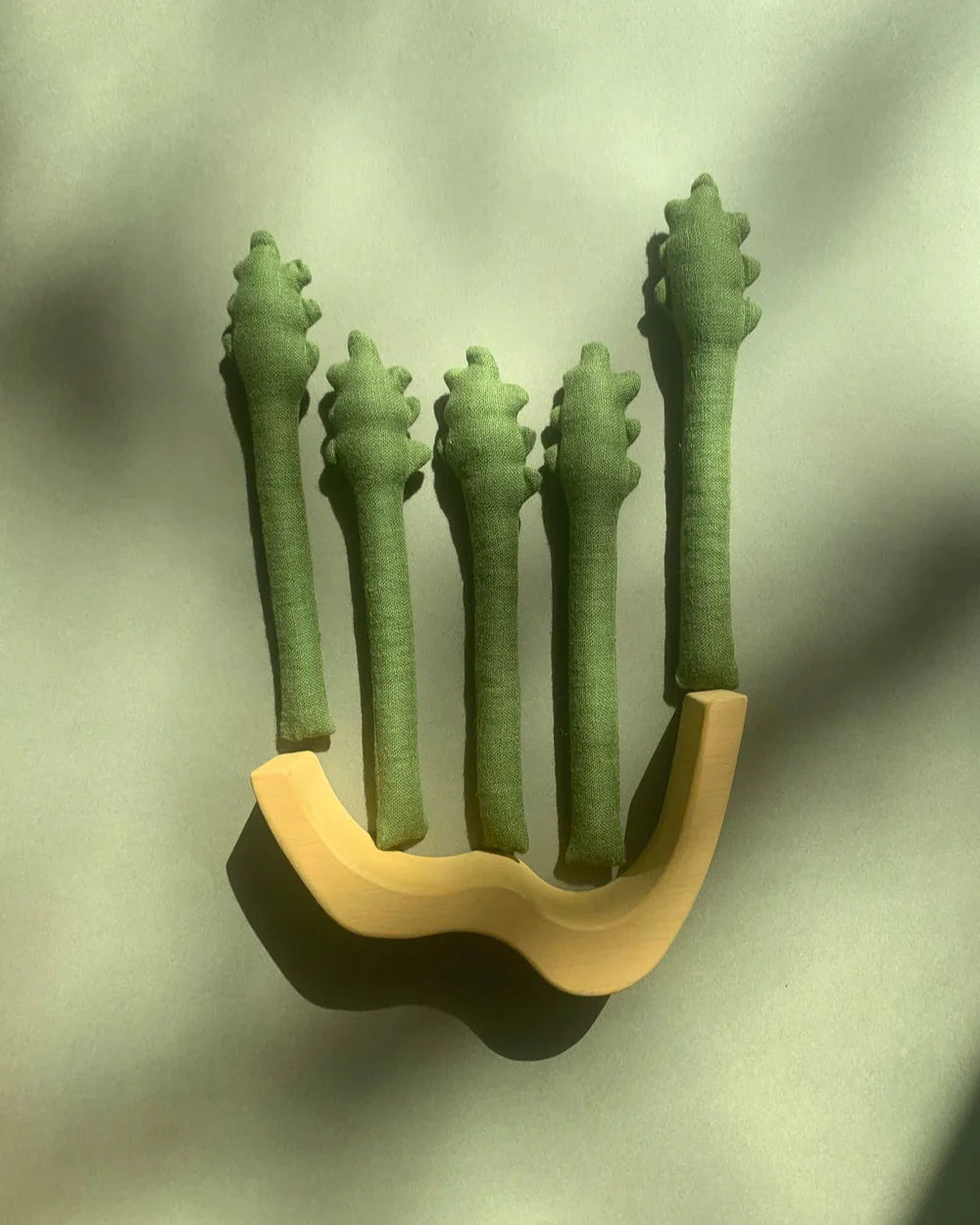 Linen Toy ASPARAGUS (1 piece)