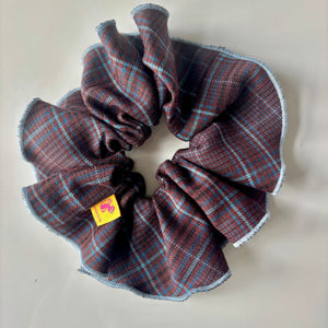XL Scrunchie checkered brown