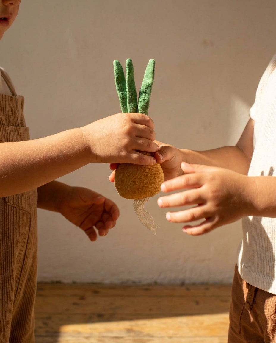 Linen Toy ONION (1 piece)