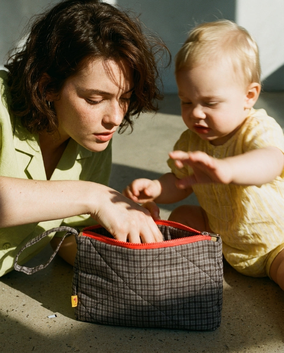 Toiletry Pouch checkered khaki
