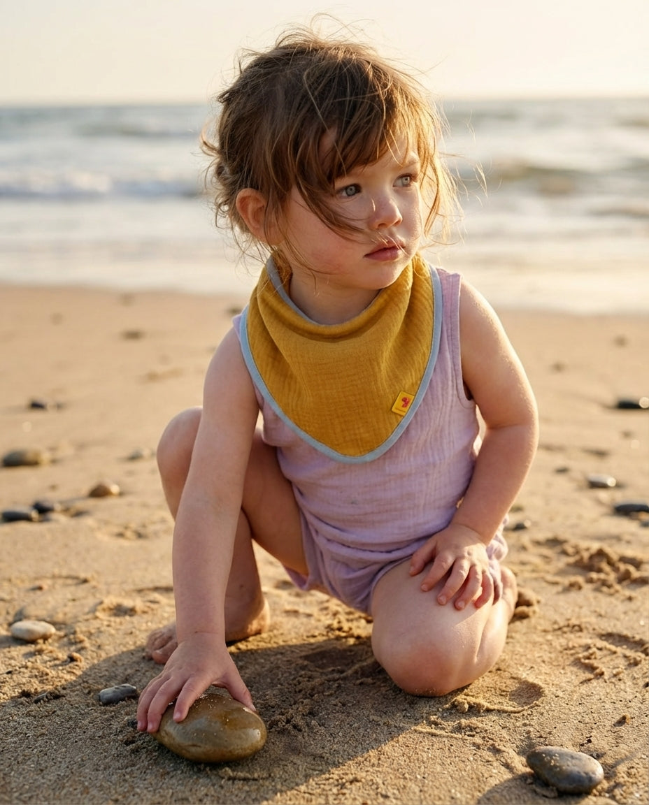 Bandana Bib CAMELIA muslin curry
