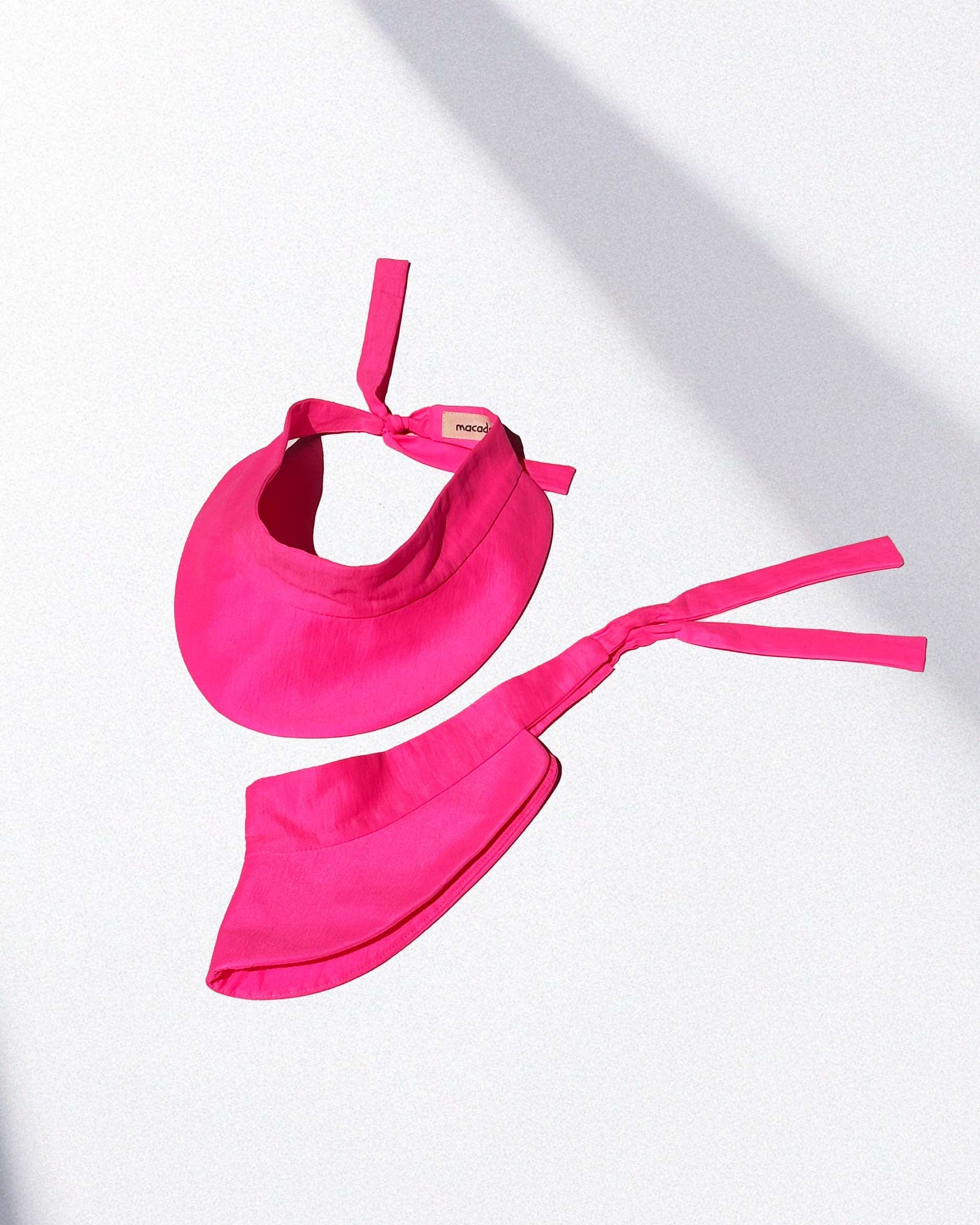 Visera back bow fuchsia